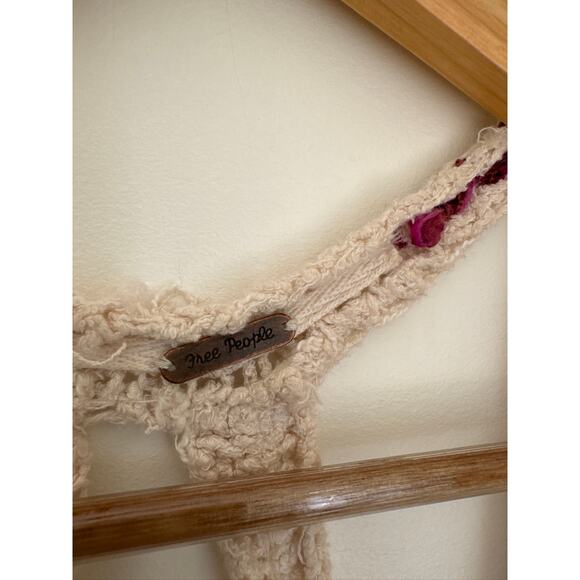 Free People Hold On Knit Racerback Tunic Boho Crochet Knit Sweater Tank Top - Picture 3 of 8